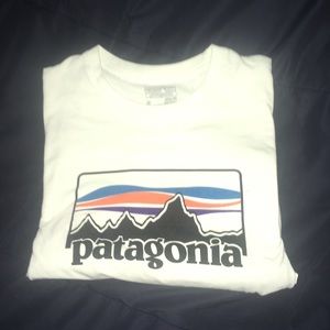 Patagonia T Shirt Medium, White